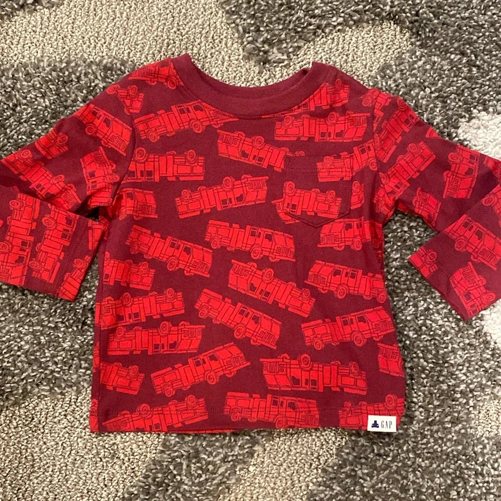 GAP babygapshirt redshirt